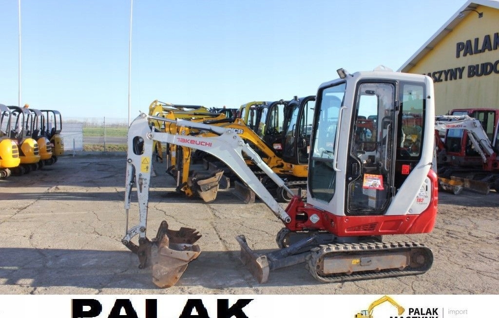 Takeuchi Mini koparka TAKEUCHI TB 216 ,2015 rok