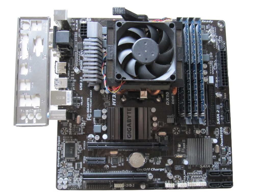 Gigabyte GA-78LMT-USB3 R2 + FX8320 + 16GB DDR3