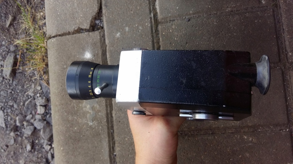 Купить Аналоговая камера Super 8 ZENIT QUARZ 1x8S-2 + пленка: отзывы, фото, характеристики в интерне-магазине Aredi.ru