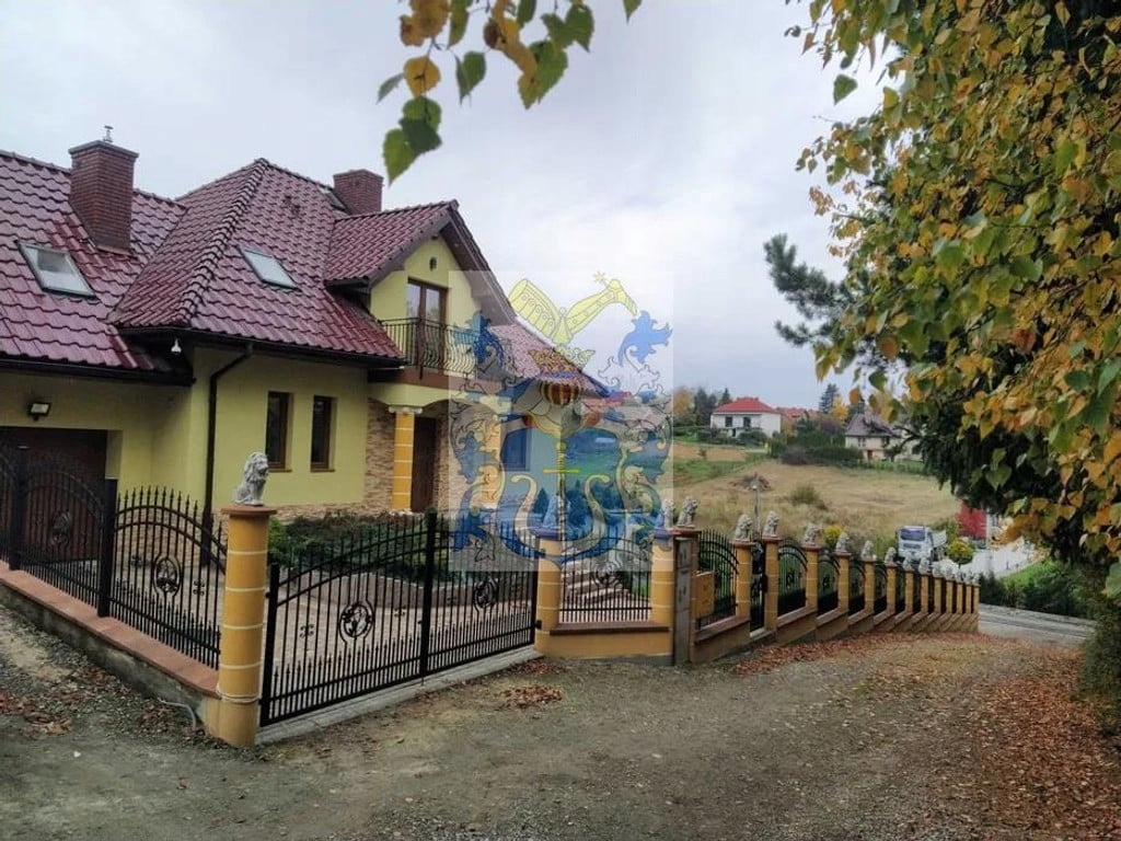Dom, Wieliczka, Wieliczka (gm.), 200 m²