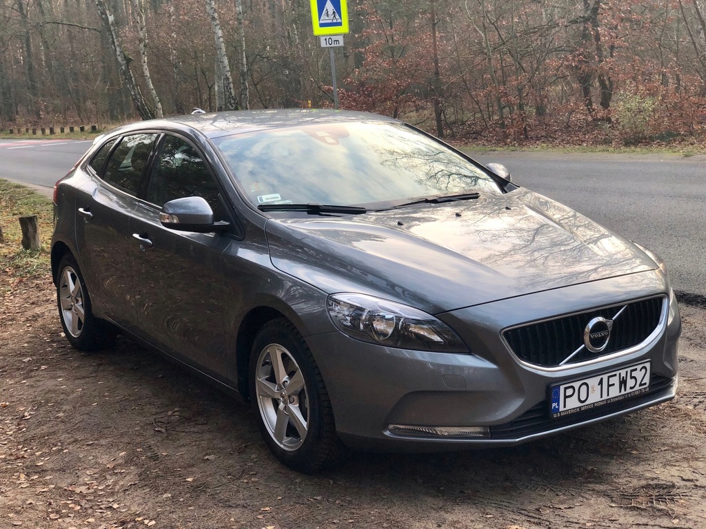 Купить VOLVO V40 лифтбек (525, 526) D2 120 л.с.: отзывы, фото, характеристики в интерне-магазине Aredi.ru