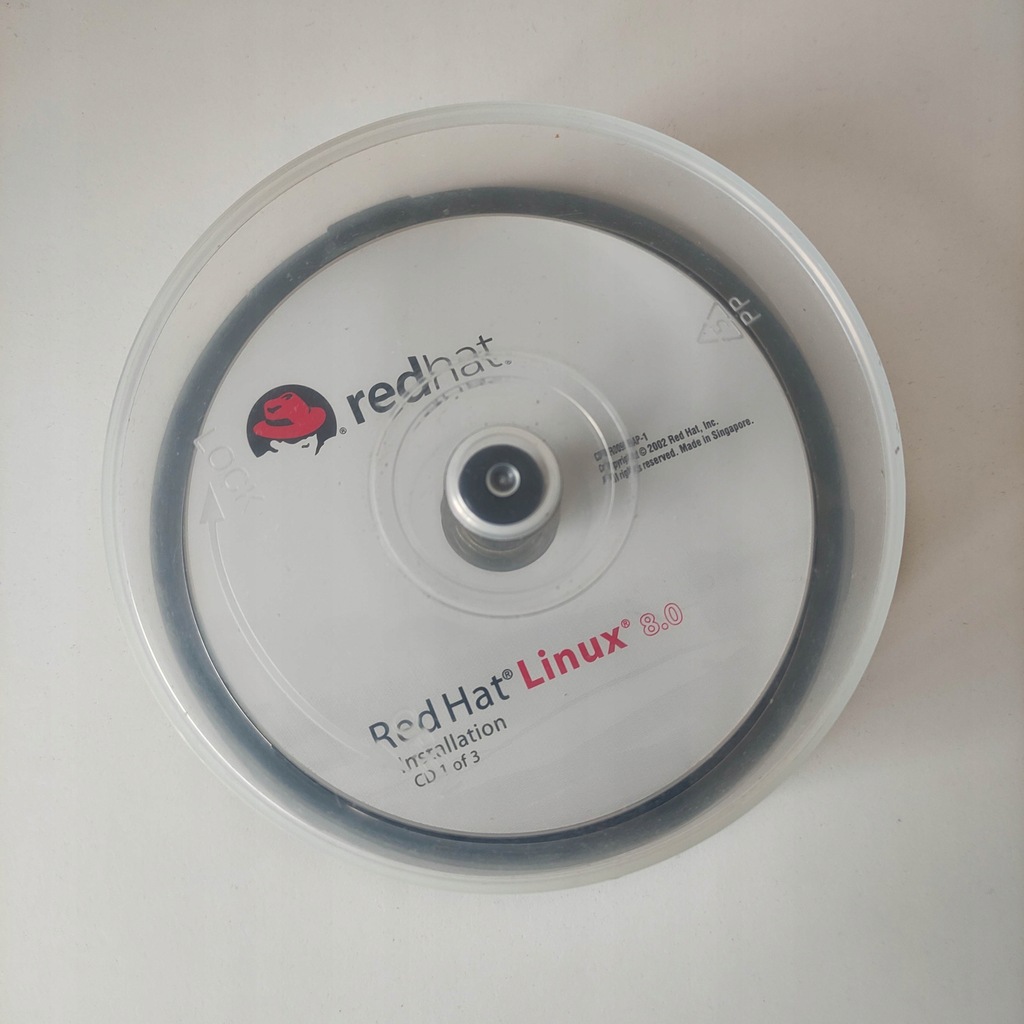 RED HAT LINUX 8.0 + DOCUMENTATION SOURCE CODE 6xCD