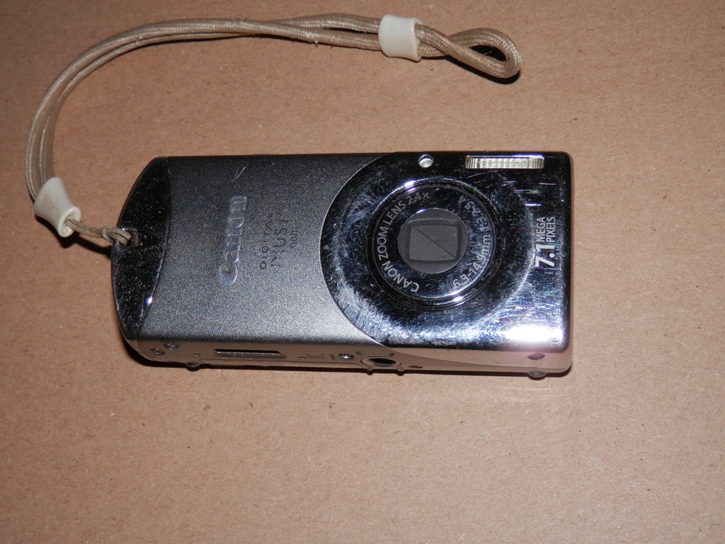 Canon Ixus PC1205 aparat fotograficzny cyfrowy uszkodzony