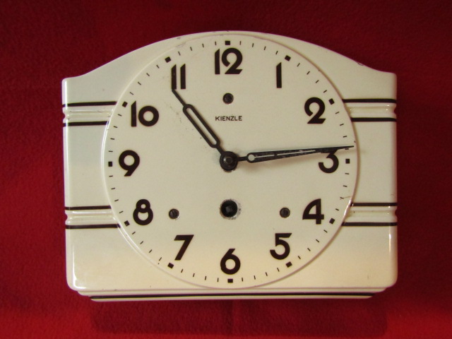 PORCELANOWY ZEGAR KIENZLE OZDOBA DOMU KOLEKCJA