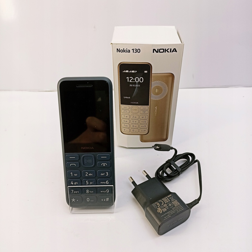 Telefon komórkowy Nokia 130 4 MB / 4 MB granatowy