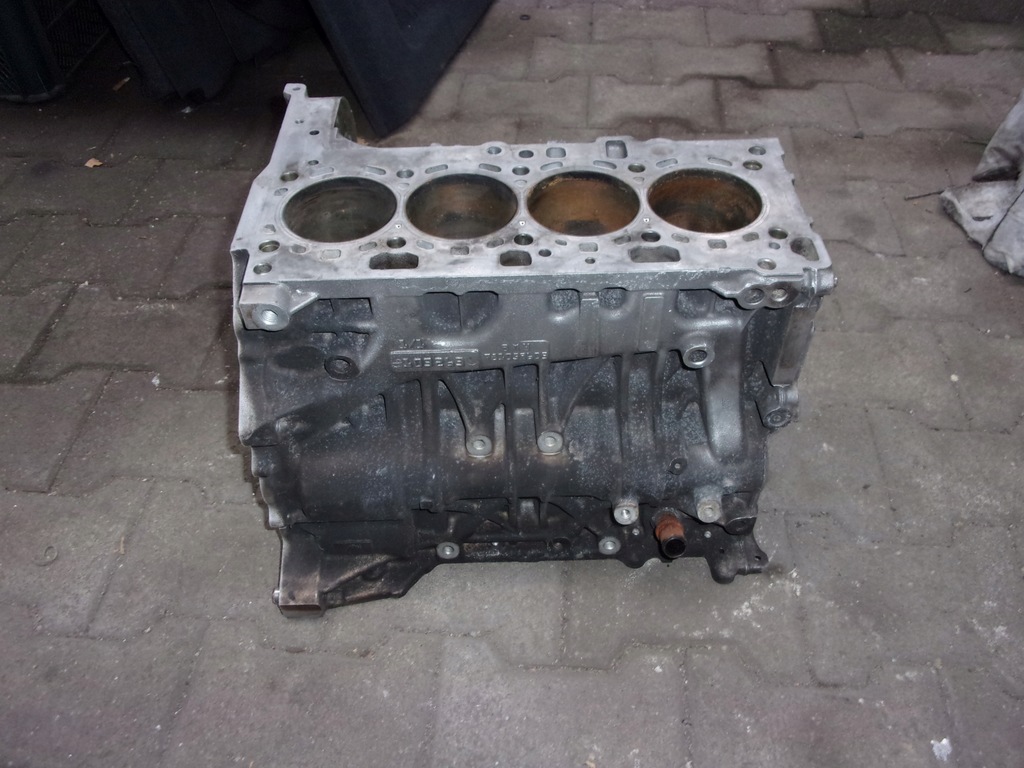 BLOK SILNIKA BMW 2.0 D N47D20C