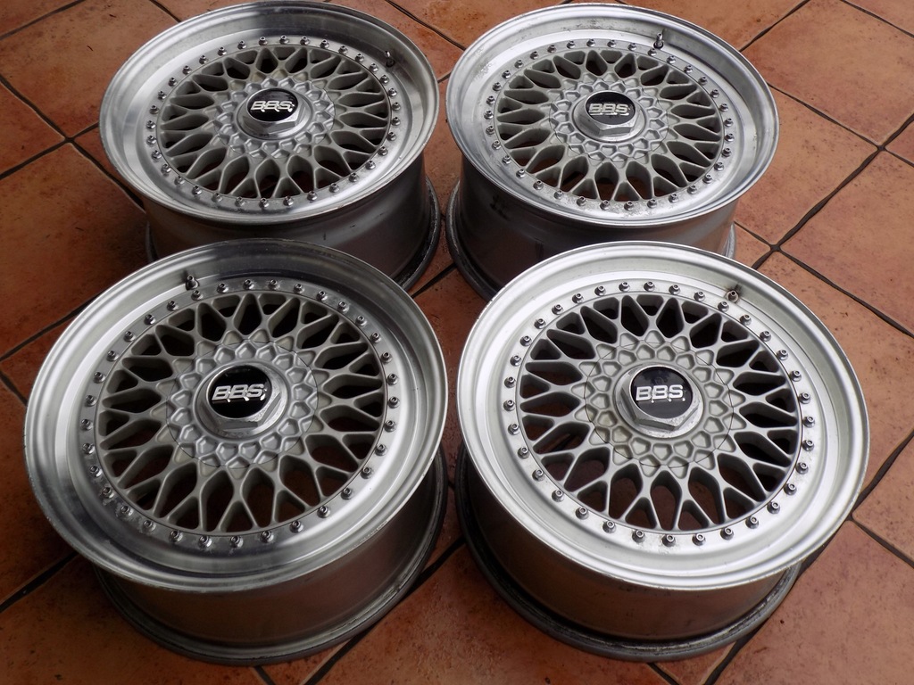 Oryginalne felgi BBS RS 17'' 8J 9J 5x114,3 3tlg
