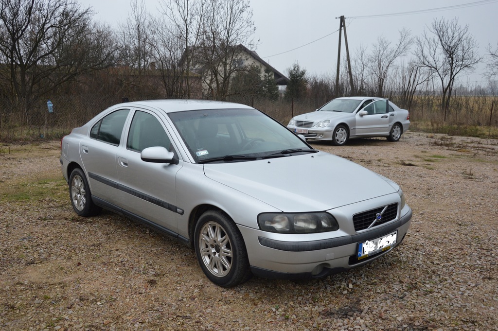 VOLVO S60 2.4 D 163 KM Sedan Skóry Opony2x Zobacz