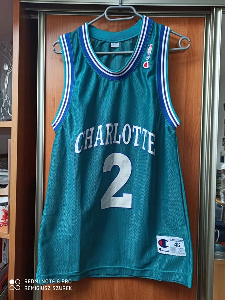 Charlotte Hornets Champion L XL Larry Johnson NBA