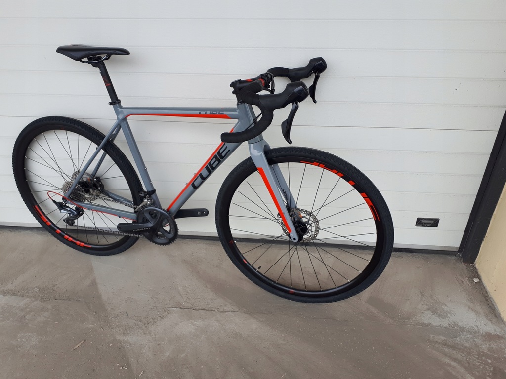 Cube / gravel / Ultegra - kurier