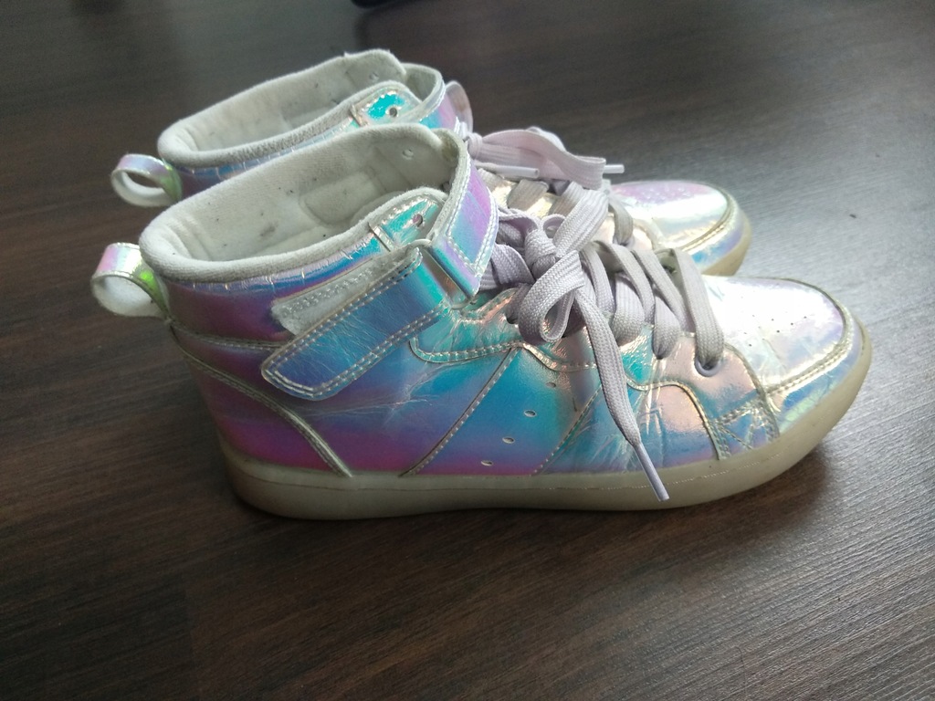 Buty adidasy holo holograficzne świecąca podeszwa