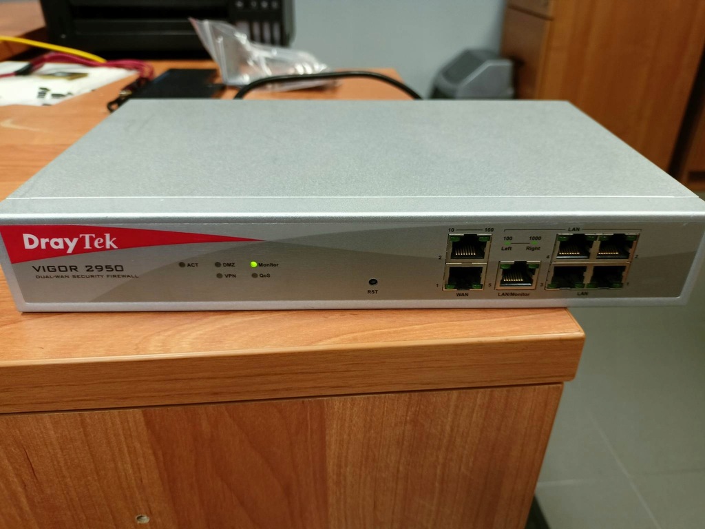 Router przewodowy DrayTek Vigor 2950