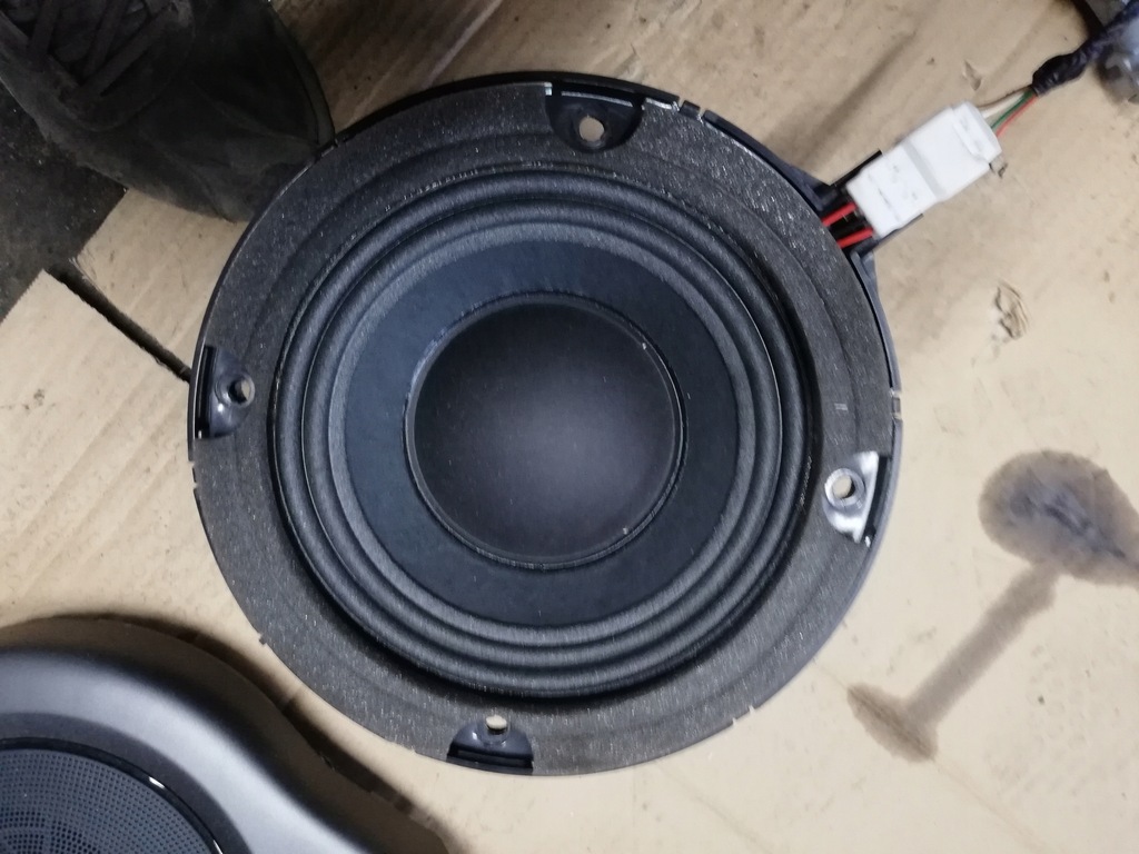 kia soul subwoofer