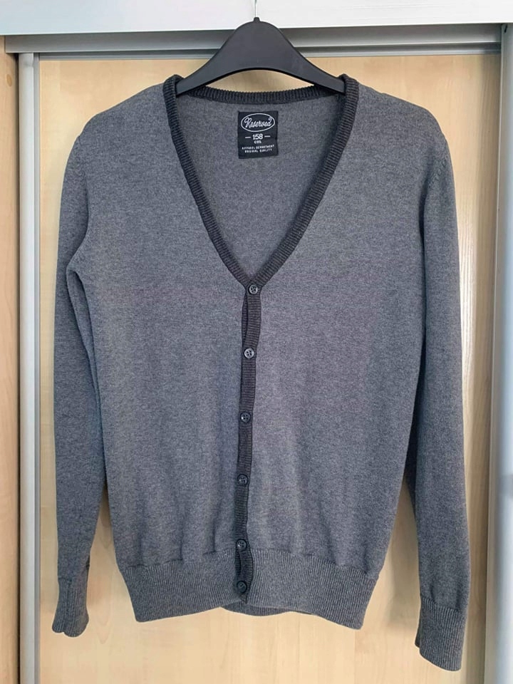 Reserved elegancki sweterek galowy 158
