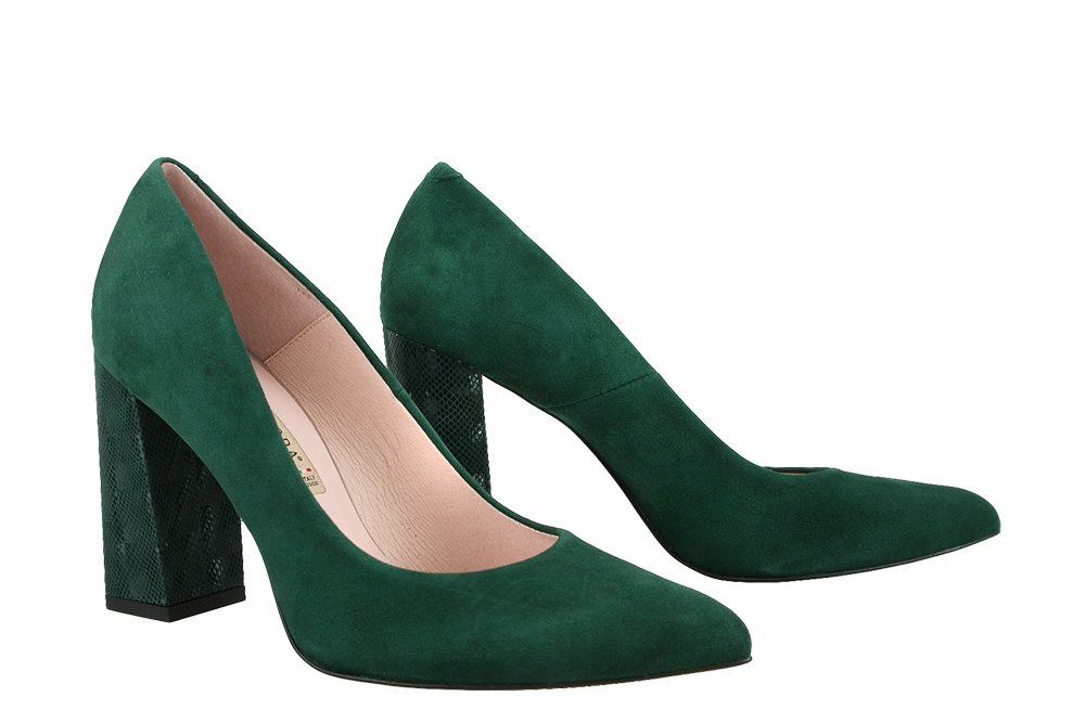 Зеленые замшевые женские. Bravo Moda туфли. Bravo Moda женские туфли. Mascotte зеленые замшевые. Ботинки econica зеленые замшевые.