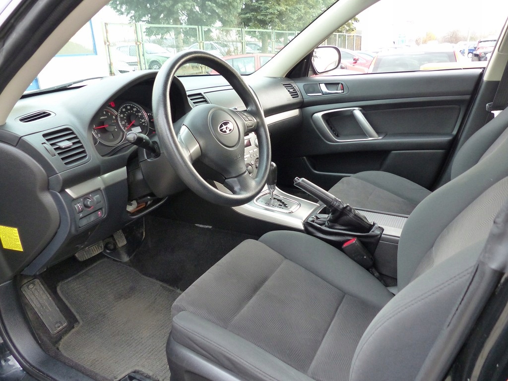 Купить Subaru Legacy 2.5 Boxer 173 л.с. Люк на крыше AWD 4x4: отзывы, фото, характеристики в интерне-магазине Aredi.ru