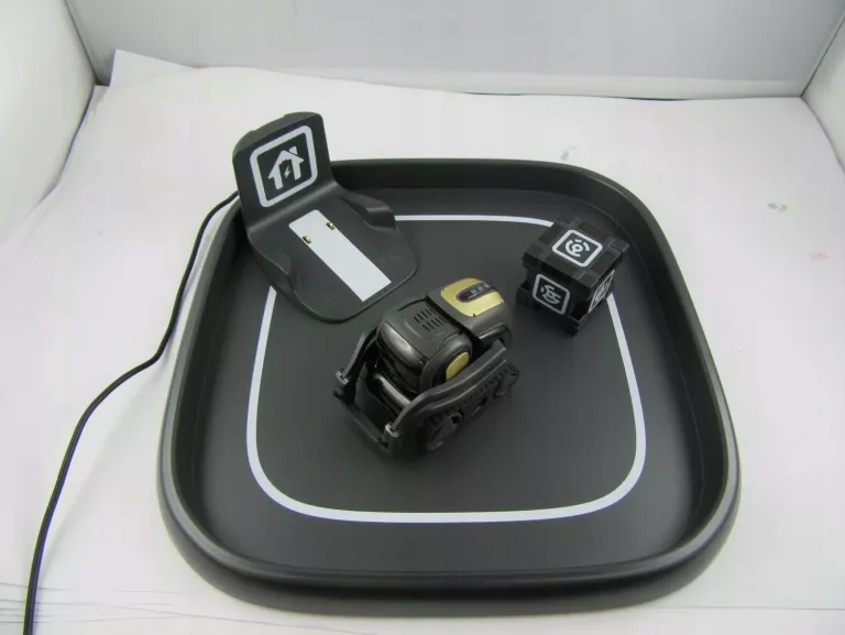 ANKI VECTOR ベクター ロボット　中古　000-00079 ANKI VECTOR ベクター ロボット 中古 000-00079