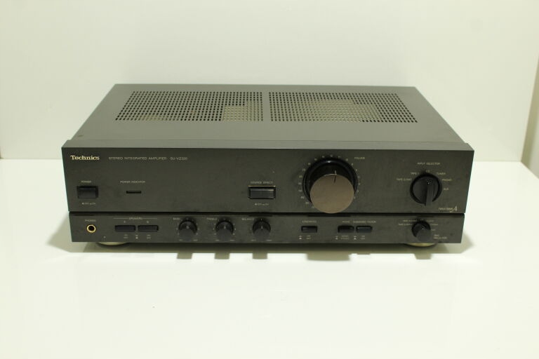 TECHNICS SU-VZ320 WZMACNIACZ