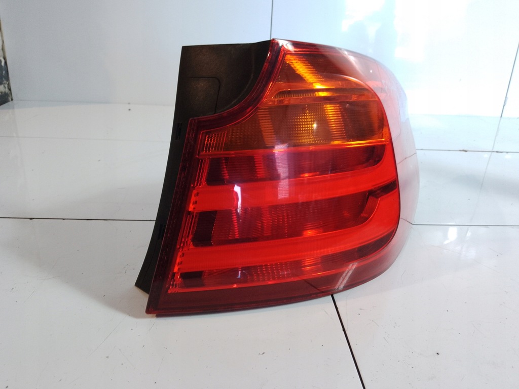 BMW 3 GT F34 LAMPA LED PRAWY TYŁ 7286038