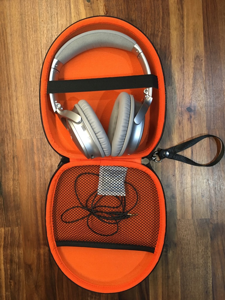 Geekria Headphones Case - Black Nylon