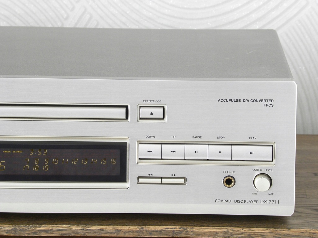 Купить ONKYO INTEGRA DX-7711 — аудиофильский проигрыватель компакт-дисков: отзывы, фото, характеристики в интерне-магазине Aredi.ru