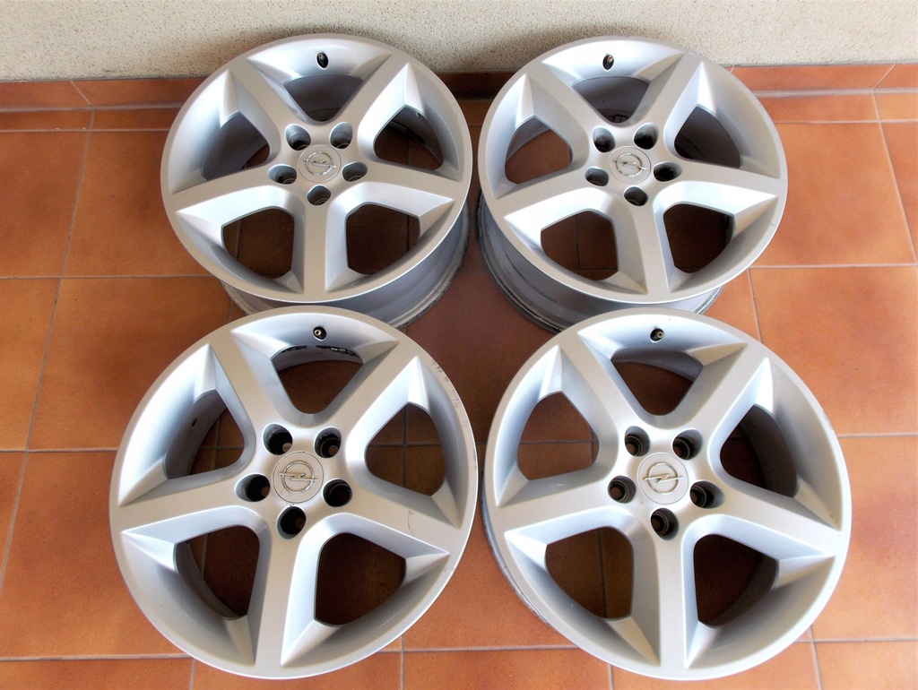 FELGI ALUMINIOWE 17'' 5x110 ASTRA H ZAFIRA B
