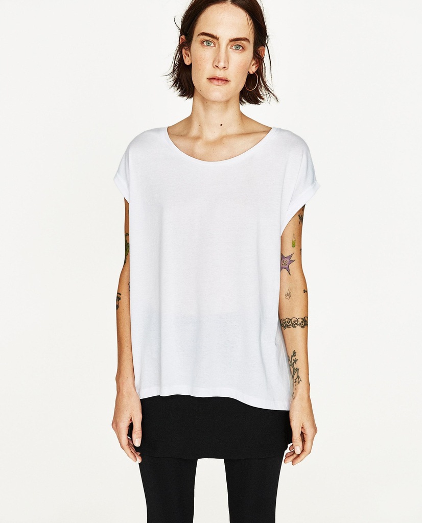 21Z016 ZARA__MK4 BIAŁY LUŹNY T-SHIRT__M