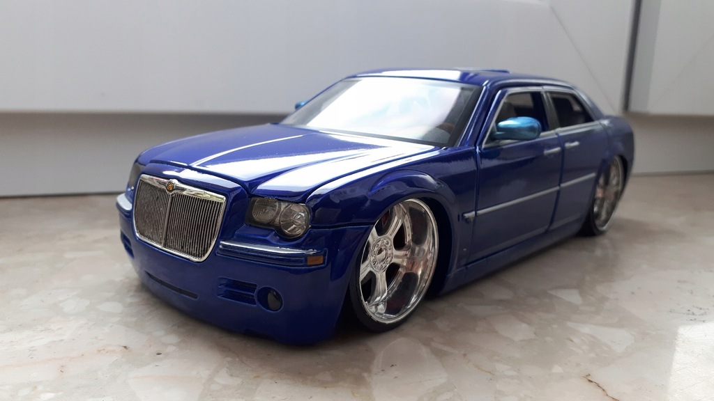 Chrysler 300C 1/24 Jada Toys 7866558742 oficjalne