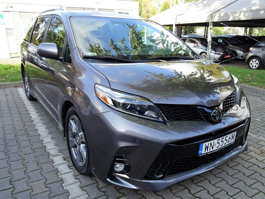 TOYOTA SIENNA 3.5 V6 296KM wersja SE