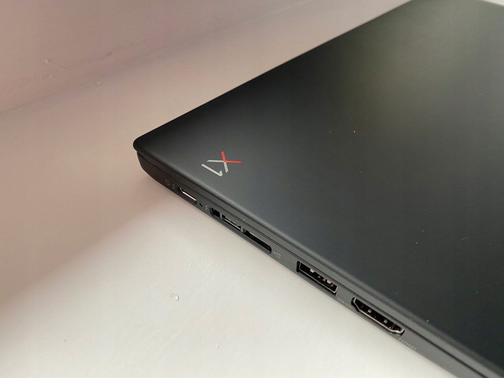 Lenovo X1 Carbon 6 i5 8350U 16GB GWAR 03.2022