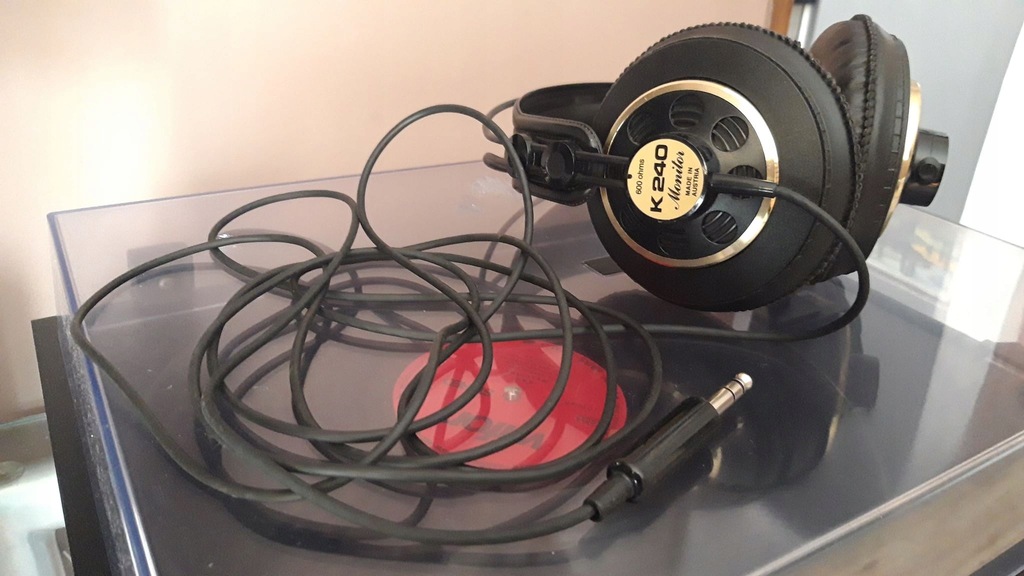 AKG k240 monitor 600 ohm Made in Austria