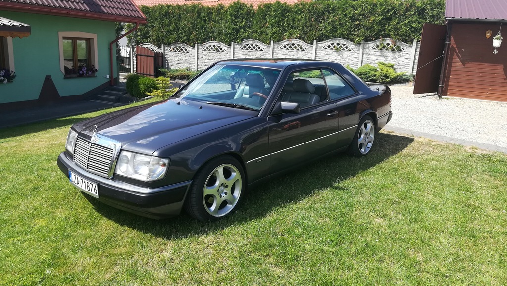 Mercedes Benz W124 Coupe 300ce