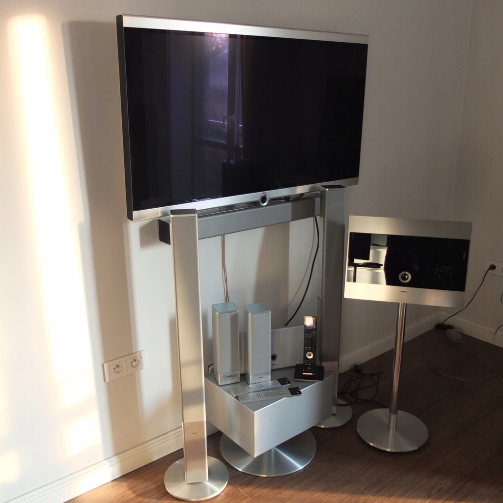 Loewe Individual. System audiovideo 7865528765 oficjalne archiwum