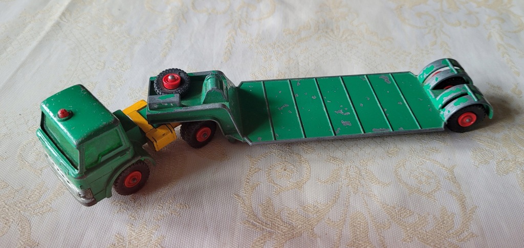 MATCHBOX KING SIZE Ford Tractor