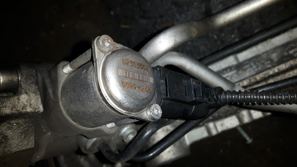 Czujnik servotronica Audi A4 B8 02303502