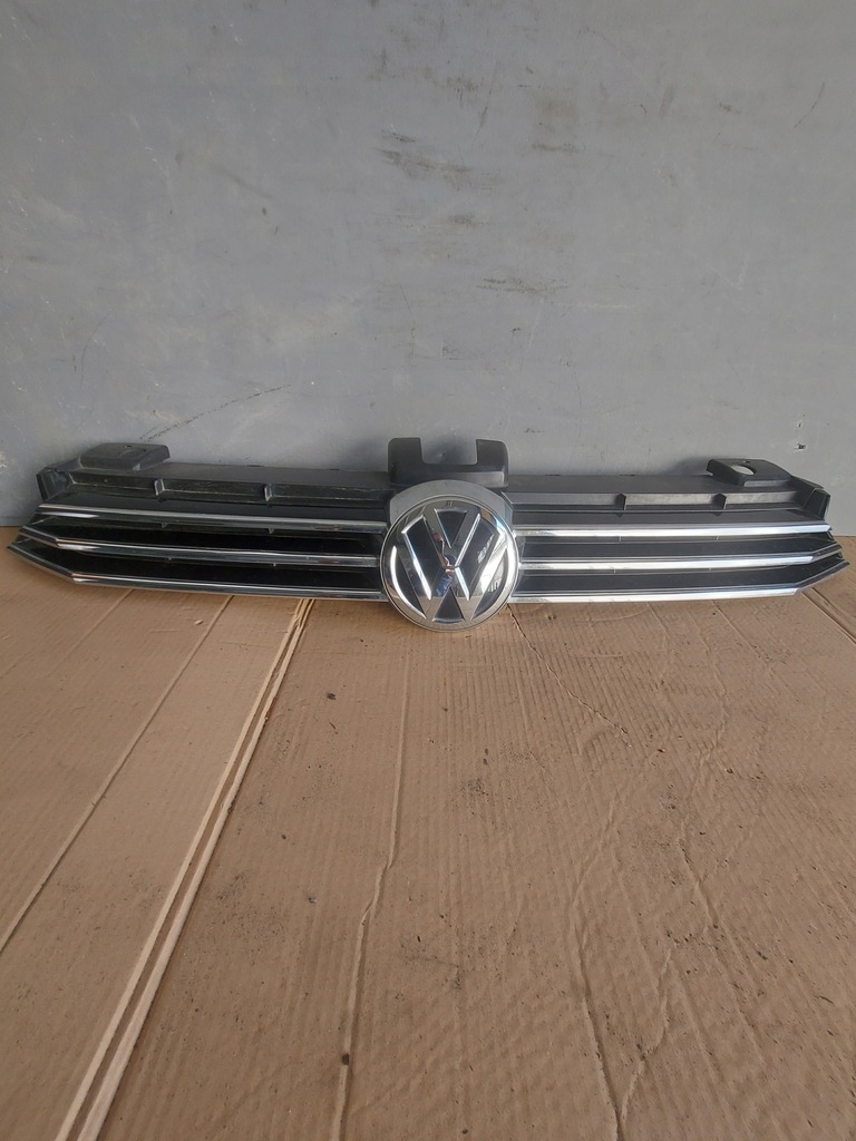 VW SPORTSVAN grill