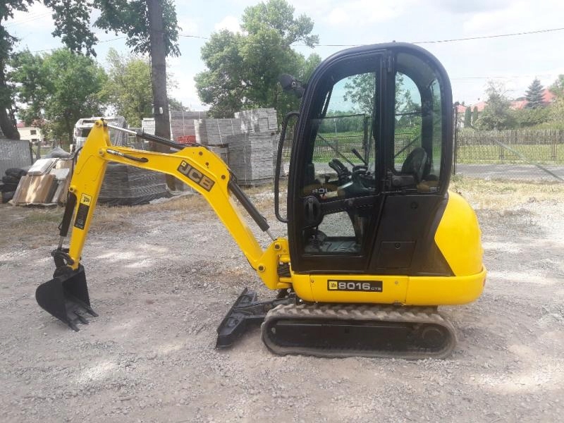 Купить МИНИ-ЭКСКАВАТОР JCB 8016 2014 г. вес 1580кг 52500+НДС: отзывы, фото, характеристики в интерне-магазине Aredi.ru