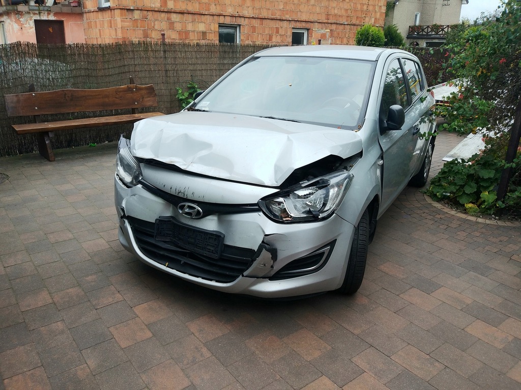 HYUNDAI i20 Lift 2012r. uszkodzony 8736539814