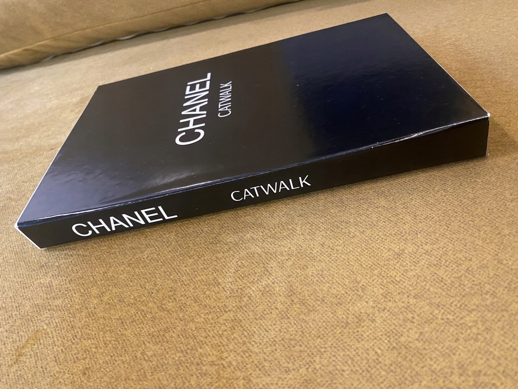 Chanel Książka Pudełko Glamour Ozdoba Salon Stolik