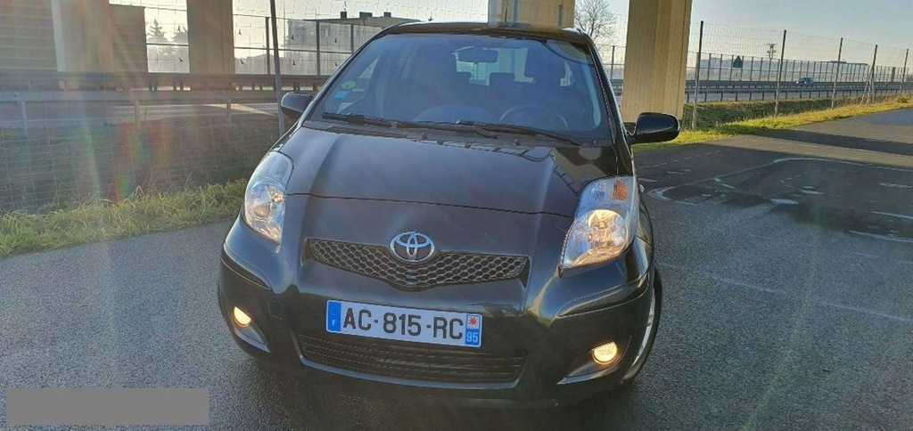 Купить Автомобиль Toyota Yaris с гарантией+1.3+Full+Climatronic: отзывы, фото, характеристики в интерне-магазине Aredi.ru