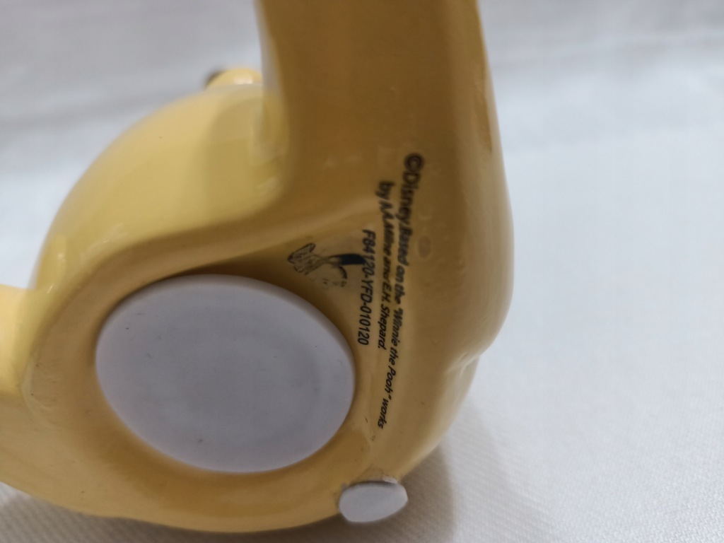 Figur miś Kubuś PUCHATEK Z MIODEM DISNEY SKARBONKA - 12625207043