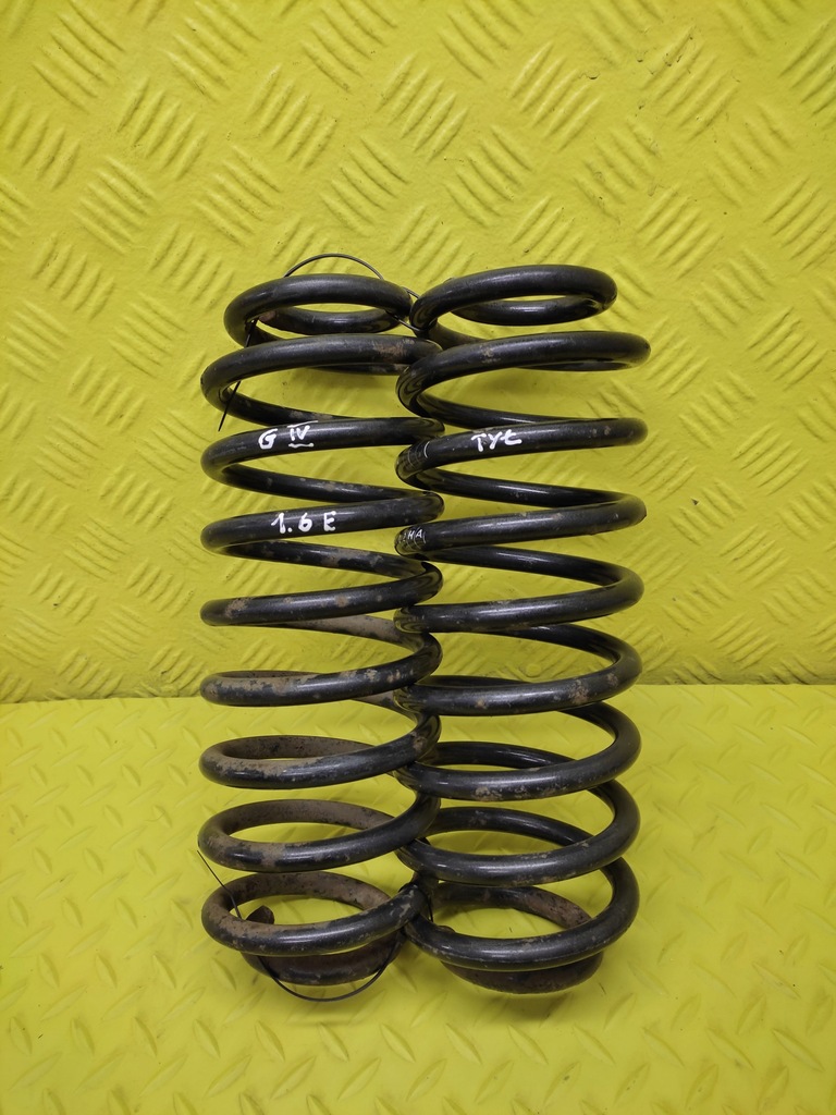 VW GOLF IV 1.6 SPRĘŻYNY ZAWIESZENIA TYŁ