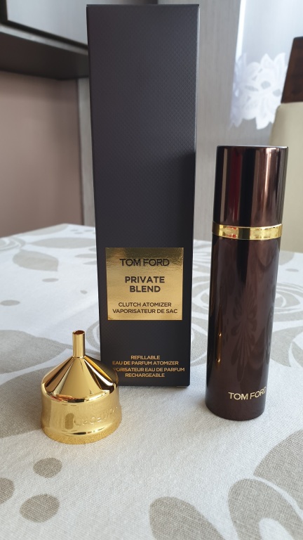 Ekskluzywna perfumetka  TOM FORD