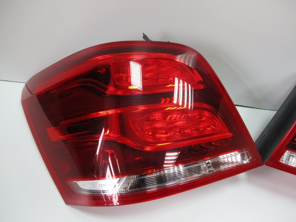 Lampa lampy Mercedes GLK LIFT LED tył tylne 7196997067