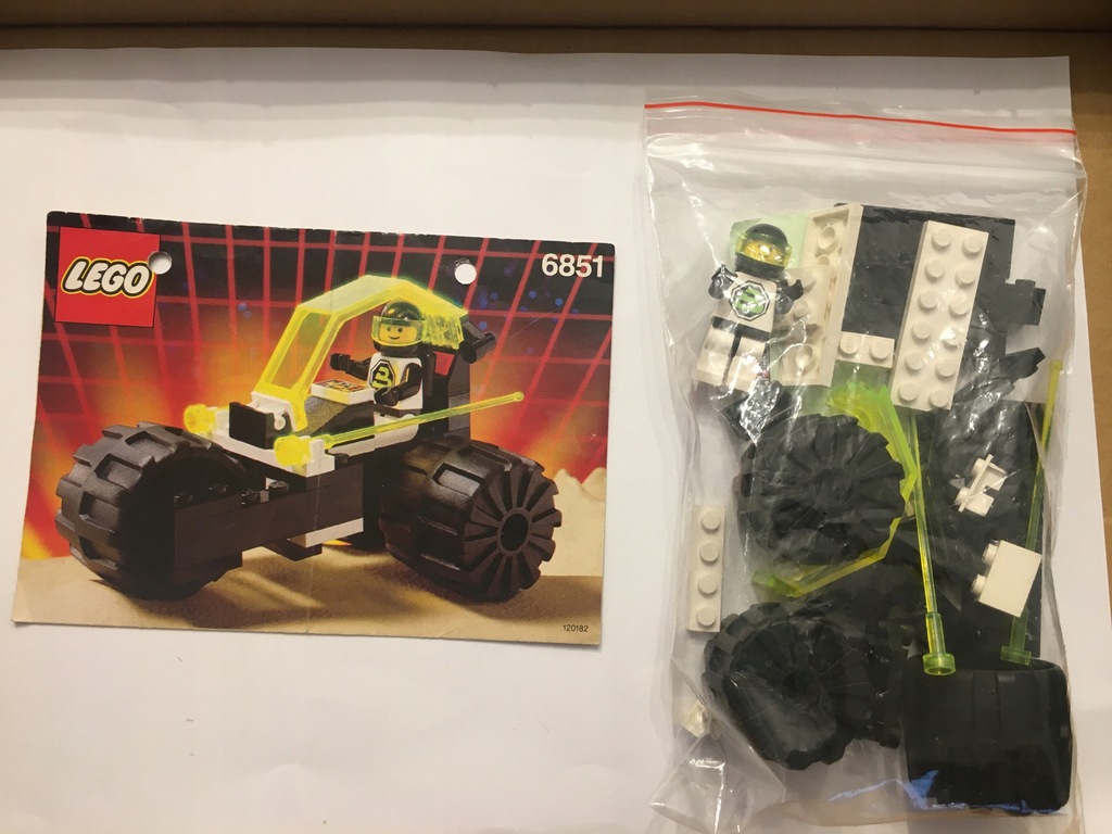 LEGO 6851 Blacktron Tri-Wheeled Tyrax + instrukcja