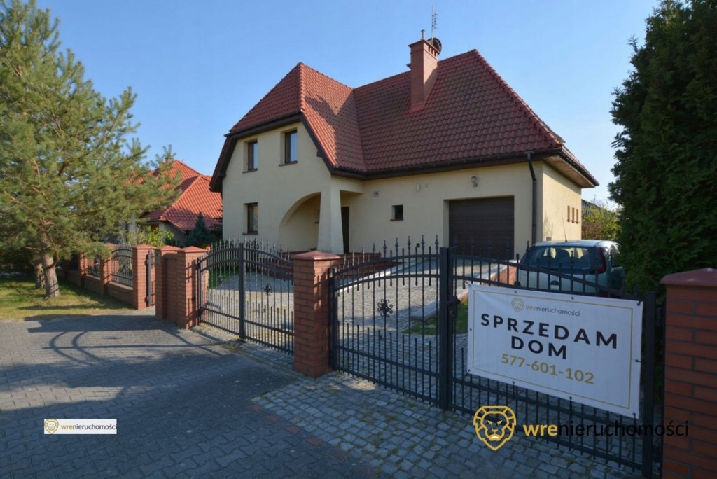 Dom, Oleśnica, Oleśnicki (pow.), 187 m²