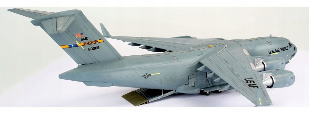 C-17A Globemaster III 1/144 Revell 04044 - 14904758079