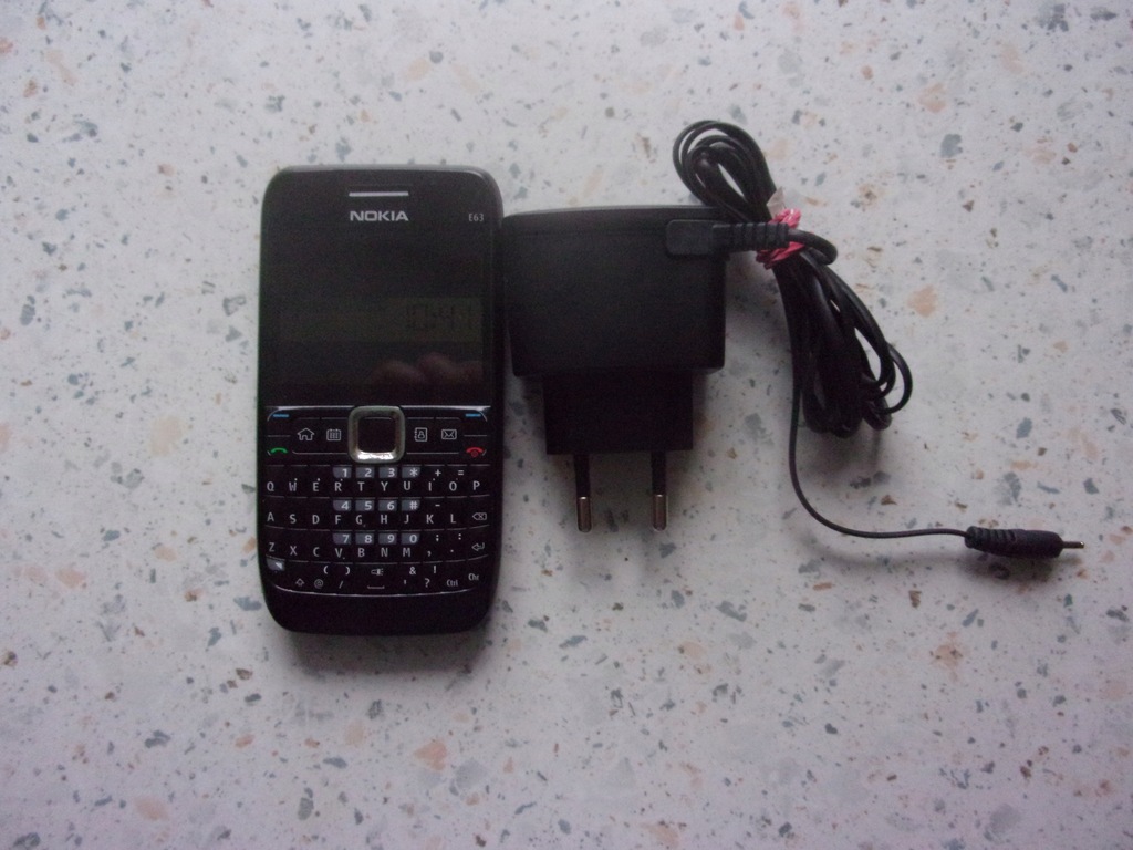 CZARNA NOKIA E63 BEZ SIMLOCKA