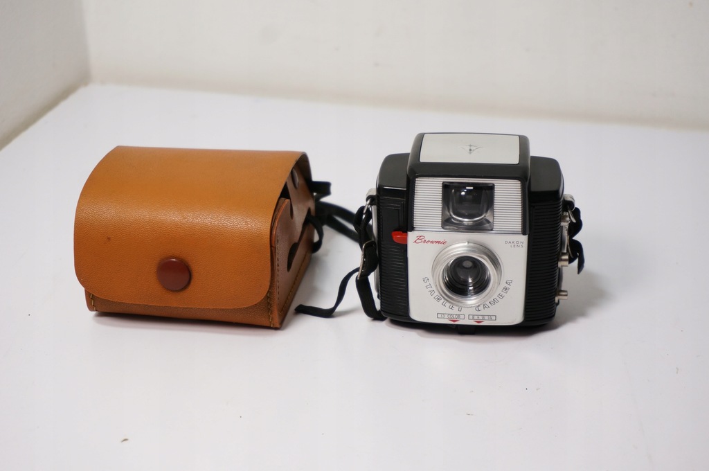 Analogowy Aparat Kodak Brownie Starlet Camera 1957