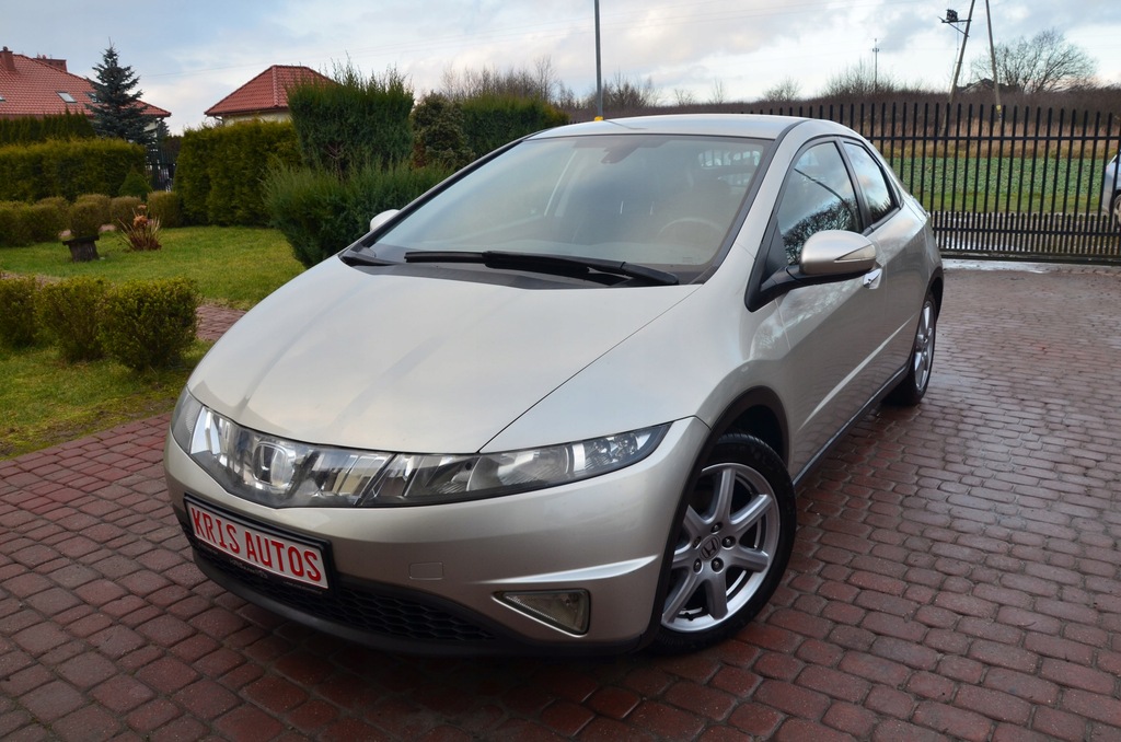 Купить HONDA CIVIC 1.8 VTEC 140KM // Легкосплавные диски Climatronic: отзывы, фото, характеристики в интерне-магазине Aredi.ru